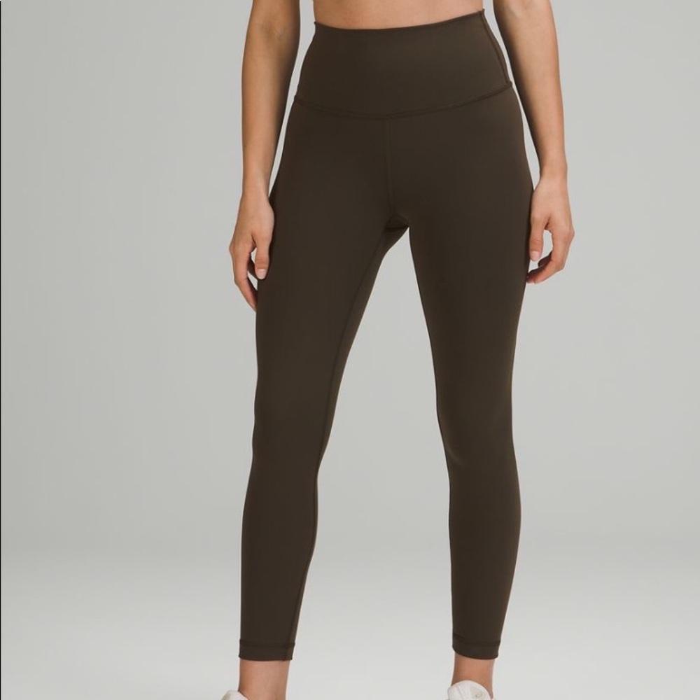 Army green Wonder Under lululemon leggings